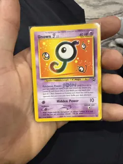 Unown [J] 38 LP NF Promo Pokemon TCG WOTC Black Star Promo 2001 Vintage - Image 1