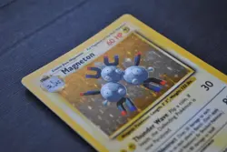 Magneton #9 / 102 Base Set Holo - NM - Pokemon 1999 TCG WOTC Vintage - Image 5