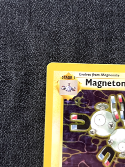 Pokemon TCG Magneton 11/62 Fossil Holo LP - Image 4