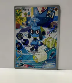 Riolu 215/198 Illustration Rare Holo Sv01 Scarlet Violet Base Set Pokemon TCG NM - Image 1