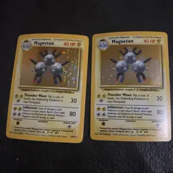 2x Magneton 9/102 NM Holo Base Set Unlimited Rare Pokemon TCG Card - Image 1