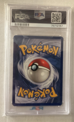 1999 Pokemon Game #52 Machop PSA 8 - Image 2