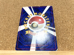 Pokemon TCG Venomoth Jungle No.49 Holo Pokemon Card Japanese Vintage USED - Image 4