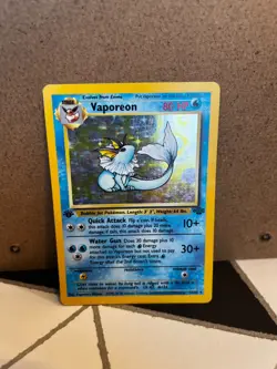 1999 Pokemon Jungle 1st Edition #12 Vaporeon HOLO RARE - Image 2