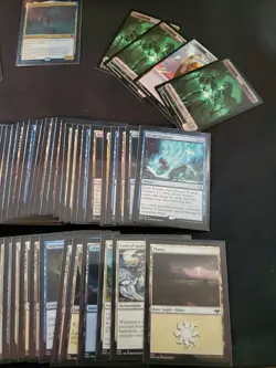 Innistrad Crimson Vow Commander Deck Spirit Squadron Magic + Dragon Sleeves ** - Image 4