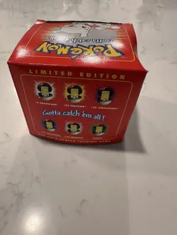 1999 Pokemon 23k Gold Plated Mewtwo Trading Card Sealed NIB Burger King Red Box - Image 2