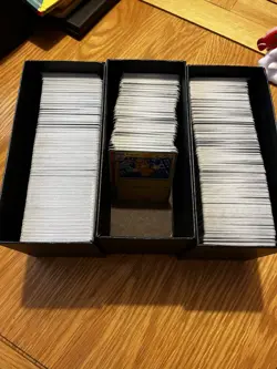 Pokemon Bulk Bundle 1100+ Cards. Holo, Reverse Holo Included. READ DESCRIPTION - Image 1