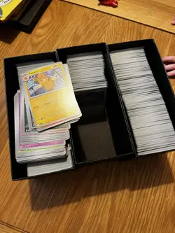 Pokemon Bulk Bundle 1100+ Cards. Holo, Reverse Holo Included. READ DESCRIPTION - Image 2