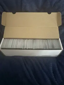 Pokemon TCG 1000 Random Bulk Cards Bundle (Read Description) - Image 1