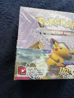Pokemon TCG Sword & Shield Vivid Voltage Booster Box Factory Sealed 36 Packs - Image 2