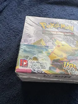 Pokemon TCG Sword & Shield Vivid Voltage Booster Box Factory Sealed 36 Packs - Image 5