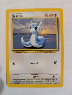 DRATINI - 26/102 Base Set Unlimited LP/NM - Regular Common - Pokemon TCG Card - Image 1