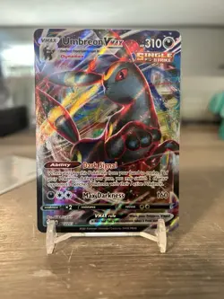 Pokemon TCG Umbreon VMAX 095/203 SWSH07: Evolving Skies WELL CENTERED - Image 1