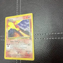 Pokemon TCG - Moltres - 21 - WoTC Promo - MP Black Star Promo (2000) - Image 3