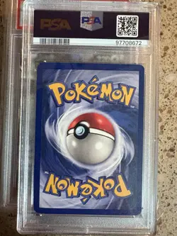 Pokemon Dragonite Holo Rare 4/62 Unlimited Fossil PSA 8 NM-MT - Image 2