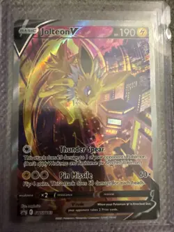 Jolteon v SWSH183 Holo Sword & Shield Promo Card Near Mint Condition - Image 1