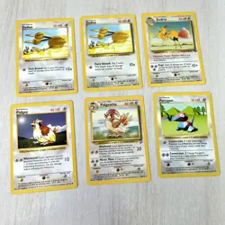 Normal Pokemon Cards Mixed Lot x31, Vintage Meowth, Eevee, Jigglypuff, Togepi - Image 3