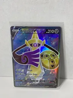 Aegislash V 177/185 Ultra Rare Full Art Vivid Voltage - Pokemon TCG Near Mint NM - Image 1