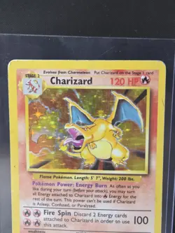 Pokemon TCG Charizard 4/102 Holo Rare Card MP Vintage - Image 3
