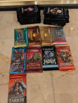 28 x Magic The Gathering Booster Packs Ikoria Kaldheim Dungeons And Dragons MTG - Image 1