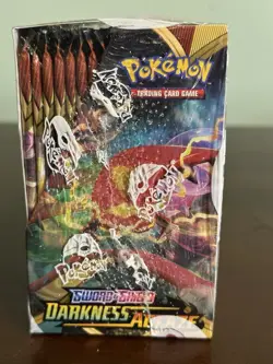 Pokemon Sword & Shield Darkness Ablaze Booster Box Card Game 820650817120 - Image 4