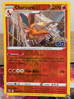 CHARIZARD 010/078 HOLO RARE POKEMON GO POKEMON REVERSE HOLO LP - Image 1