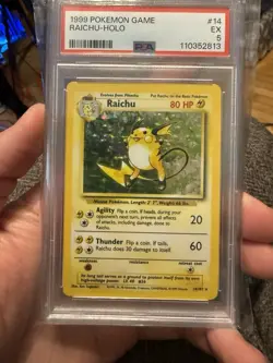 1999 POKEMON BASE SET UNLIMITED #14 RAICHU-HOLO PSA 5 - Image 1