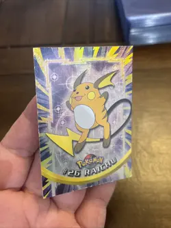 1999 Topps Pokemon Raichu #26 RAINBOW HOLO FOIL BLUE LOGO Vintage TCG Card - Image 3