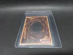 Yugioh Dark Magician Ultra Rare SDY-006 Lightly Played - Image 4