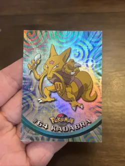 topps Pokemon TV Animation Series 1 Rainbow Foil #64 Kadabra Vintage Holo Card - Image 2