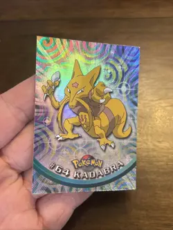 topps Pokemon TV Animation Series 1 Rainbow Foil #64 Kadabra Vintage Holo Card - Image 3