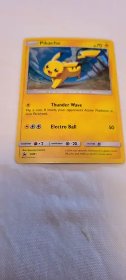 2017 Pokemon Promo Holo Foil SM81 PIKACHU Card NM Mint Looks Unplayed - Image 1
