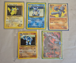 POKEMON CARDS: lot of 5 -AS IS - 5206 - Image 1