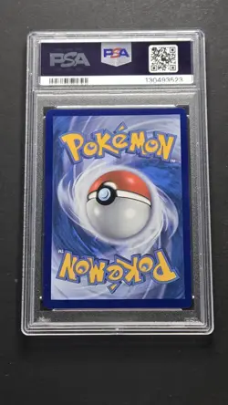 PSA 8 Rayquaza 138/185 Vivid Voltage Amazing Rare Pokemon 2020 - Image 2