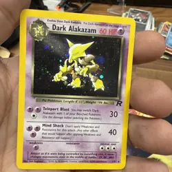 Pokemon Team Rocket Dark Alakazam 1/82 Holo Rare Swirl WOTC Vintage - Image 1