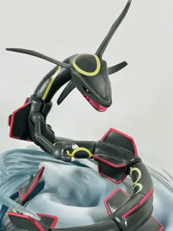 Pokemon Shiny Rayquaza Figure Hidden Fates Premium Card Holder - Image 2