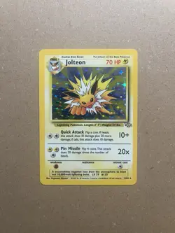 Jolteon 4/64 HOLO Rare Jungle Set Unlimited 1999 WOTC Pokemon Card Near Mint - Image 1