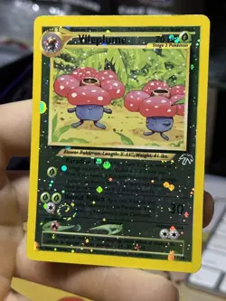 #2 Vileplume 17/18 Southern Islands 2001 Holo Rare SWIRL Pokemon Card TCG - Image 4