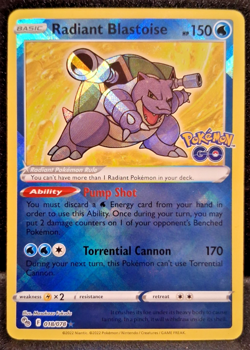 Radiant Blastoise 018/078 Holo Radiant Rare Pokemon GO 2022 Pokemon NM - Image 1
