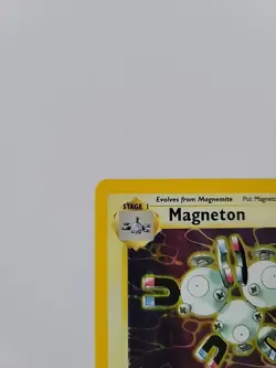 Pokemon TCG Magneton 11/62 Fossil Holo Rare Card LP - Image 2