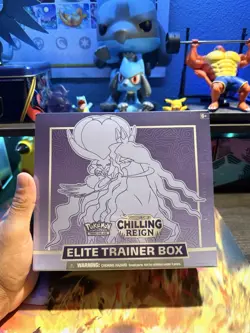 Pokemon TCG Sword & Shield Chilling Reign Elite Trainer Box ETB Sealed New - Image 2