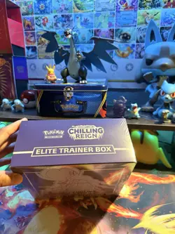 Pokemon TCG Sword & Shield Chilling Reign Elite Trainer Box ETB Sealed New - Image 3
