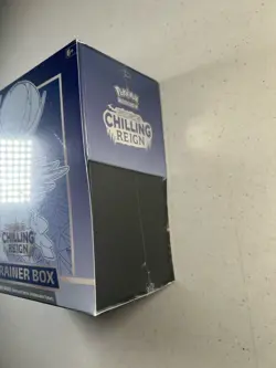 Pokemon TCG: Sword and Shield Chilling Reign Elite Trainer Box ETB Sealed New - Image 2