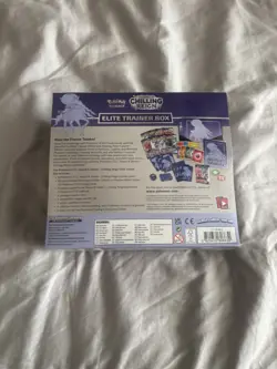 Pokemon TCG Sword & Shield Chilling Reign Elite Trainer Box ETB Sealed New - Image 2
