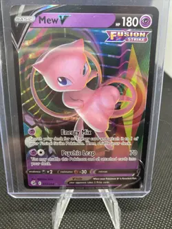 Mew V Ultra Rare - 113/264 Fusion Strike (SWSH08) - Pokemon TCG - Mint/NM - Image 1
