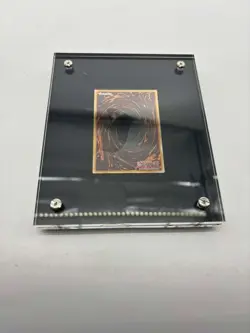 Yu-Gi-Oh! TCG Masterpieces Series Platinum Blu-Eyes White Dragon w/ Acrylic Case - Image 5
