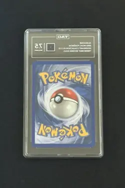 2002 Pokemon Legendary Collection Alakazam Reverse Holo #1/110 TAG 7.5 - Image 4
