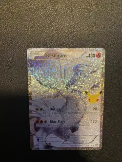 Pokemon TCG Reshiram 113/114 Celebrations Classic Collection Holo - Image 3