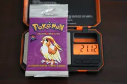 21.12g Pokemon 2000 Base Set 2 Booster Pack WOTC Vintage TCG Pigeot Art - Image 1
