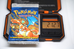 21.27g Pokemon Base Set Booster Pack Unlimited Charizard WOTC TCG Vintage Sealed - Image 1